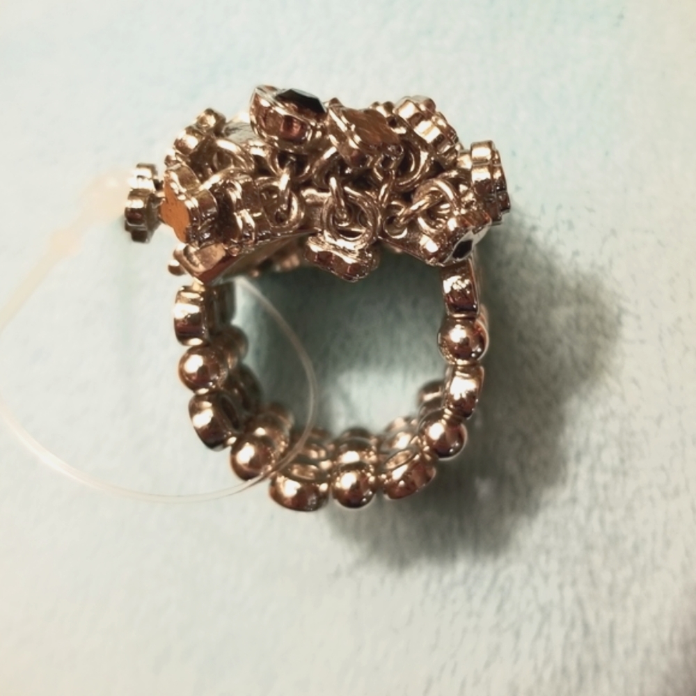Bauble ring